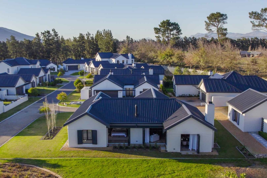 To Let 3 Bedroom Property for Rent in Val De Vie Estate Western Cape